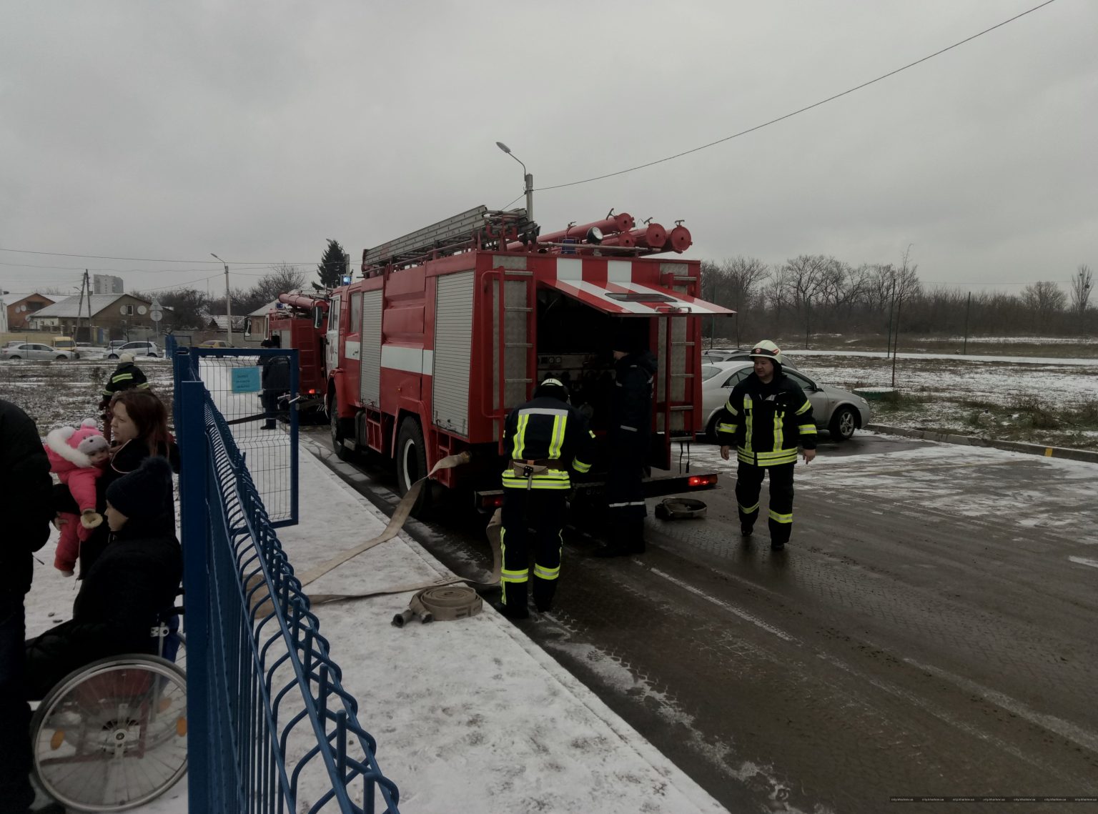 В харьковском модульном городке тушили условный пожар