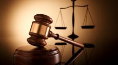 Двух фигурантов дела о запорожских фиктивных тендерах отправили под домашний арест