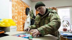 Полтонны новогодних подарков. В зону АТО поздравлять бойцов едут волонтеры благотворительного фонда имени Саркиса Давтяна