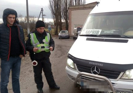 На Харьковщине полицейские проверили автоперевозчиков