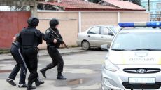 Полицейские нашли церковного вора под столом