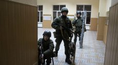 Нацгвардейцы отбили нападение на суд в Харькове
