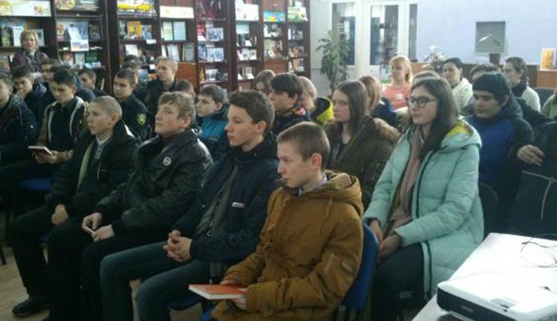 Доброволец батальона «Днепр-1» представил в Харькове свои воспоминания об  Иловайске