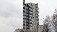 Инвесторы жилого дома-долгостроя по пр. Победы, 61а попросили помощи у заместителя губернатора