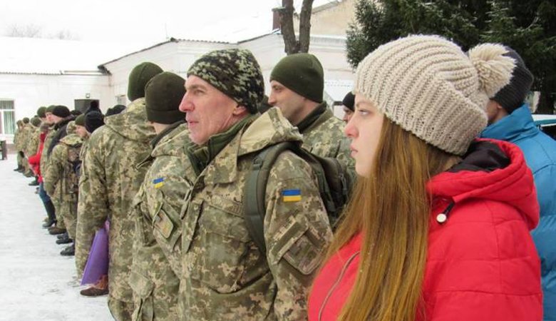 На Харьковщине сформирована первая в этом году группа контрактников для армии
