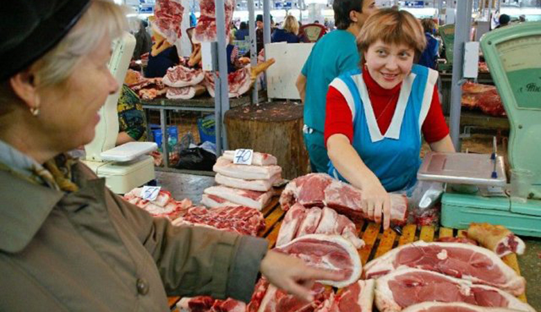 Харьковский участковый помог вернуть деньги покупателю на рынке