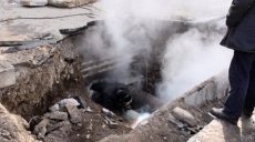 Авария на тепломагистрали: тепло в домах харьковчан появится не раньше 18:00