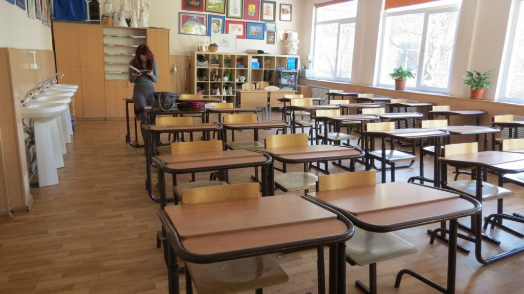 На Харьковщине растет заболеваемость гриппом и ОРВИ: на карантине уже семь школ