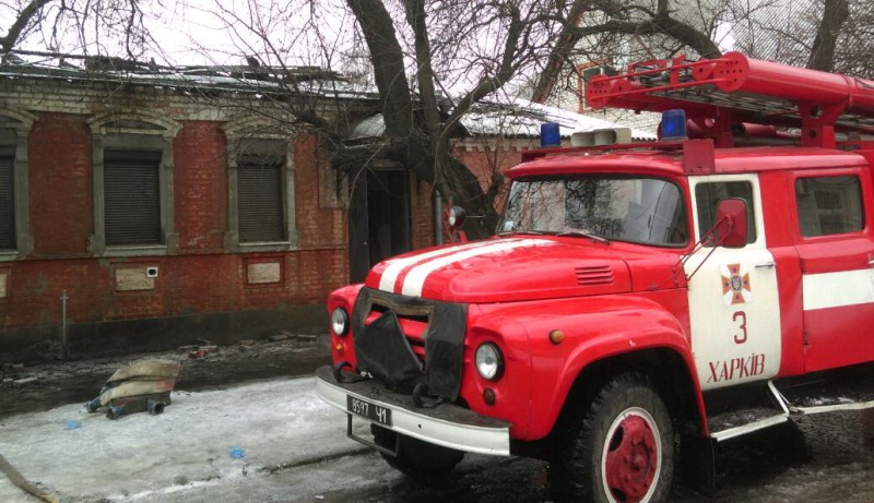 На Новой Баварии сгорел жилой дом