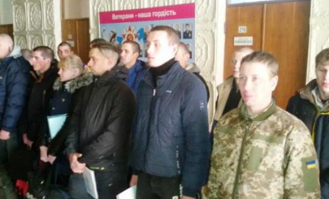 30% контрактников Харьковщины имеют боевой опыт