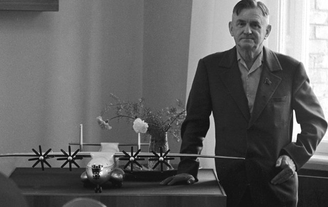 Сегодня исполняется 112 лет со дня рождения всемирно известного украинского авиаконструктора Олега Антонова