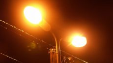 В микрорайоне на Павловом Поле обновили уличное освещение