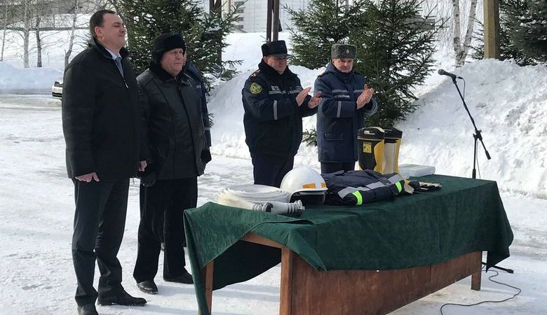 В Волчанске сотрудники ГСЧС получили новую форменную одежду