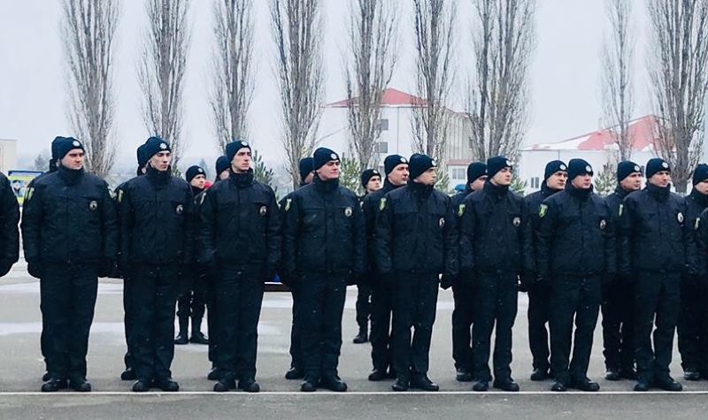 Харьковские патрульные торжественно приняли присягу