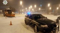 На Павловской площади столкнулись Bucher Citycat и Samand LX