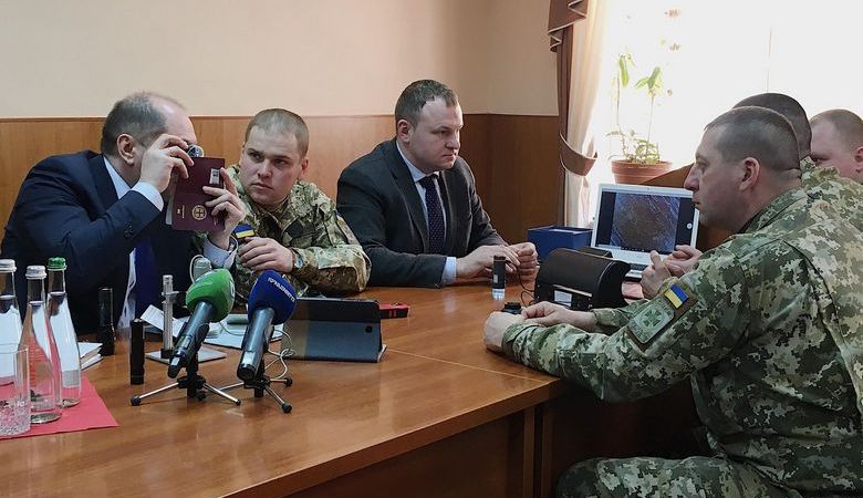 В Харькове эксперты из ЕС провели мастер-класс по выявлению поддельных документов