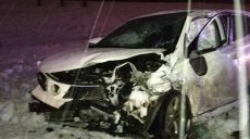 На Окружной столкнулись Hyundai Elantra и Toyota Rav 4 (Фото)