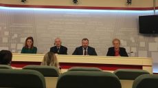 С 1 апреля каждый украинец должен явиться в поликлинику и подписать декларацию со своим семейным врачом