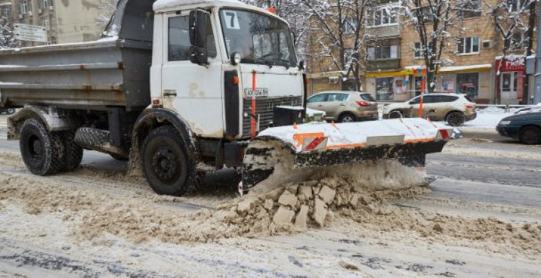 Проезд между центральными улицами Харькова временно перекрыт