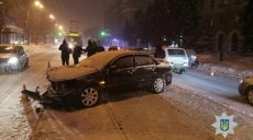 На Московском столкнулись Mitsubishi Lancer и Daewoo Lanos