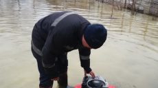 Паводок в Харькове: затоплены дворы в Новобаварском районе (Фото)