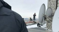 Патрульные предупредили самоубийство на Героев Труда