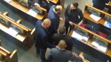 Угроза для окружающих: Савченко вывели из сессионного зала ВР