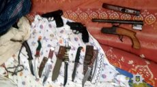 До семи лет тюрьмы: Мужчина собирал оружие для создания своей коллекции (ФОТО)