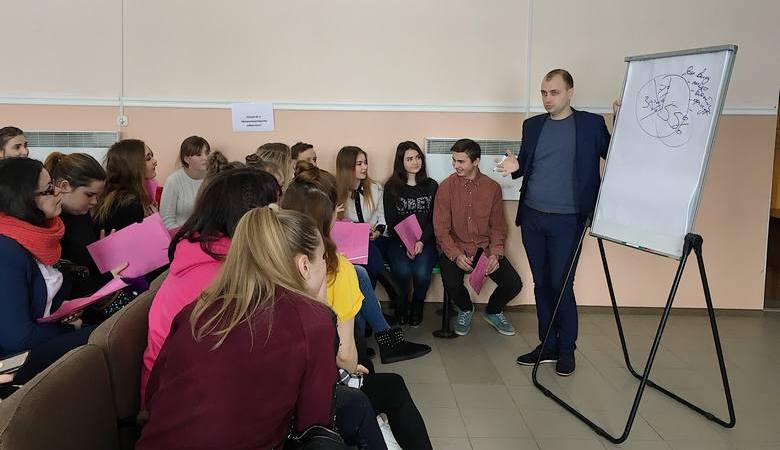 В Харьковской области прошел молодежный форум «Волонтеры — детям!» (ФОТО)