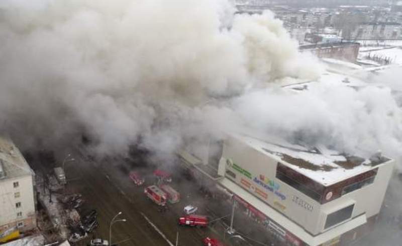 В России на пожаре в кинотеатре погибли 37 человек (Фото, Видео)