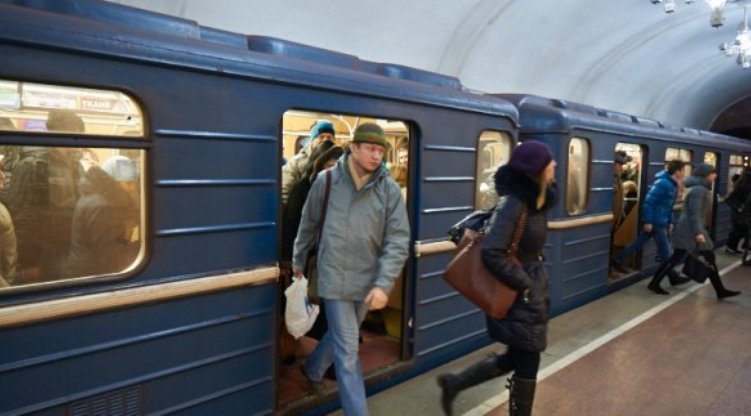 В харьковском метрополитене пустили дополнительные поезда