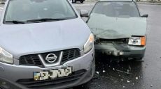 На Гагарина столкнулись ЗАЗ 110307-42 и Nissan Qashqai