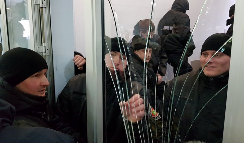 Прокуратура расследует факт препятствования допуска граждан на общественные слушания в Харькове