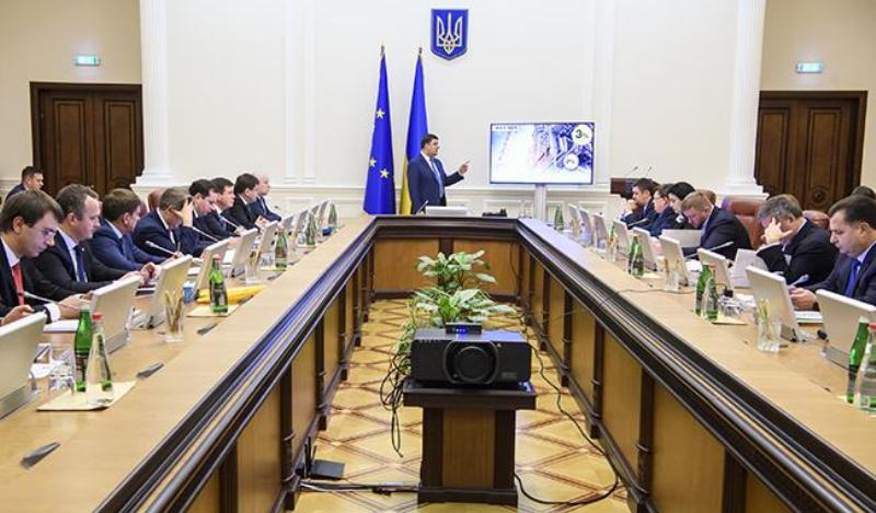 Кабмин Украины отказался от программы экономического сотрудничества с Россией