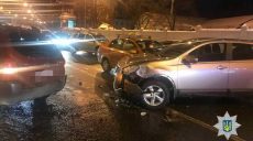 На Бажанова произошло ДТП с потерпевшими (Фото)