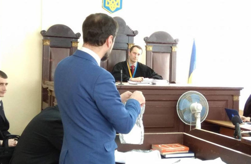 Дело Кернеса: Суд начал рассмотрение 11-го тома документов