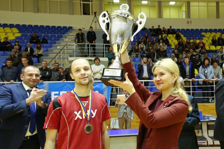 В матче по футзалу победили студенты университета им. Каразина
