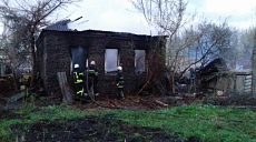 В три часа ночи на Немышле тушили пожар