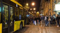 В троллейбусе произошла драка с поножовщиной