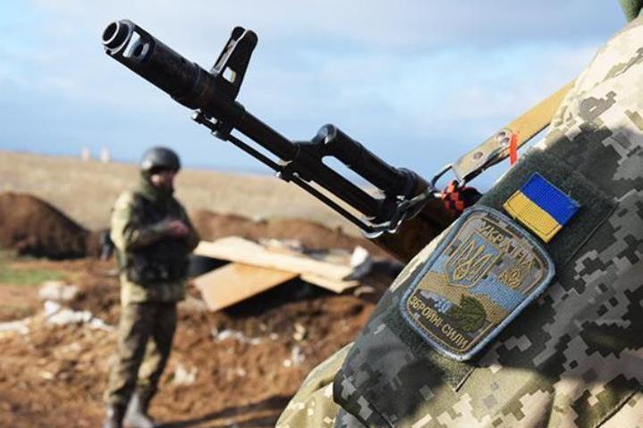 Ситуация в зоне АТО: ранен украинский военнослужащий