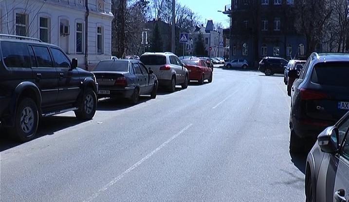 Запрет парковки во дворах