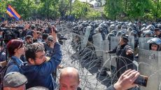 «Бархатная революция» в Армении: 228 человек задержано