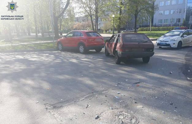 На Садовопарковой столкнулись 3 автомобиля (Фото)