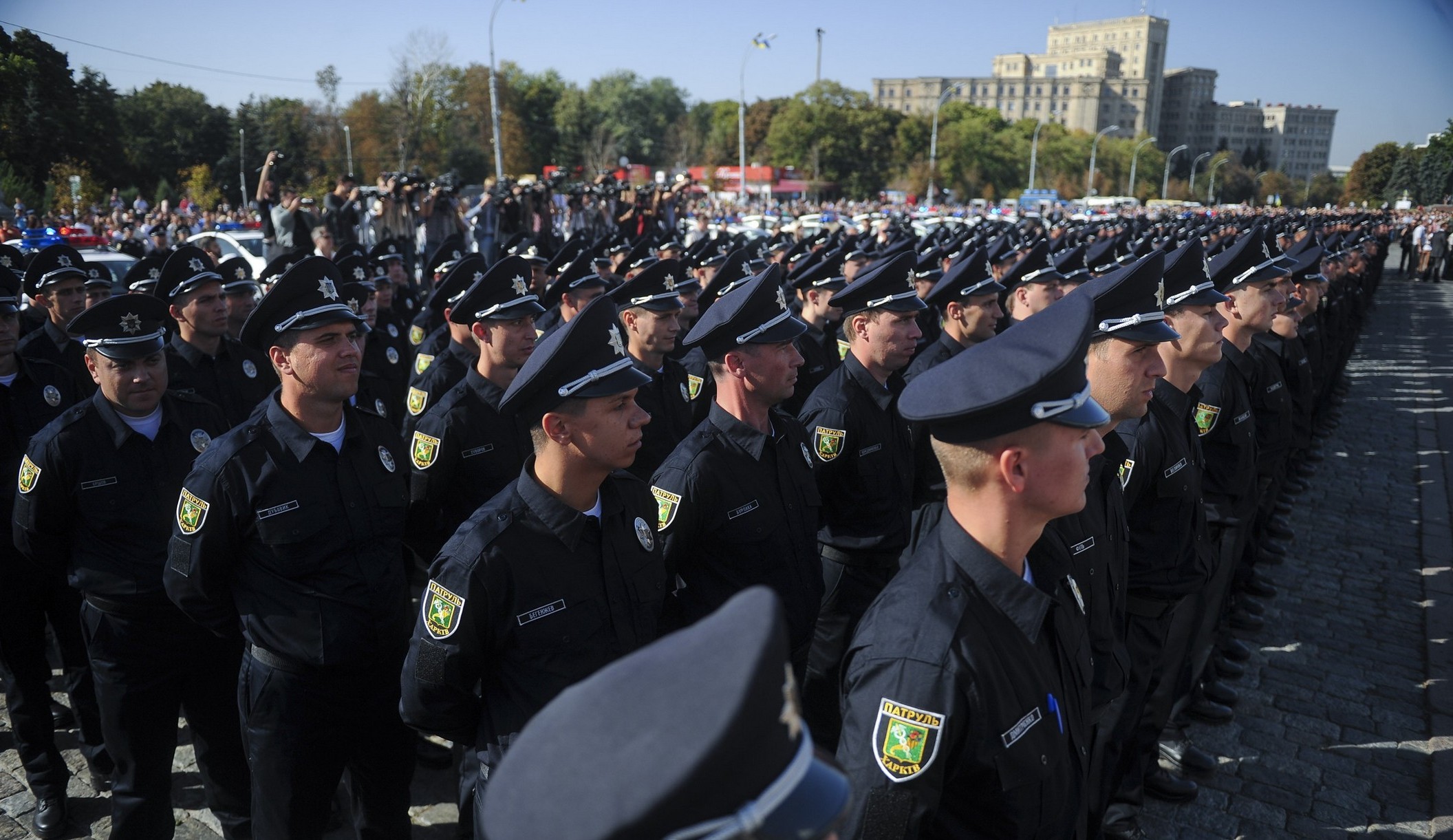 Полицейская форма украины. Гомо полиция. Тимошко харьков полиция. Полиция харькова. Патрульная полиция сумы.