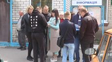 В Коротиче активисты сорвали сессию поссовета (ВИДЕО)