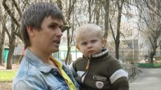 «Смотрел интервью про Кемерово и понимал, что каждая секунда дорога»: харьковчанин спас ребенка из огня (ВИДЕО)