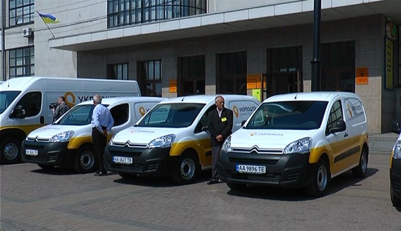 Доставлять письма и посылки жителям Харьковщины будут на новых автомобилях «Укрпочты» (ВИДЕО)
