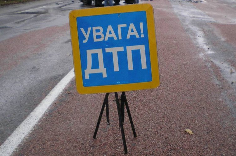Водитель маршрутки в Харькове сбил на пешеходном переходе женщину