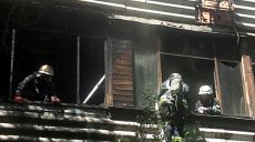В харьковской многоэтажке по неизвестной причине сгорел балкон