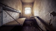 9 лет за ограбление и изнасилование пенсионерки: прокуратура требует ужесточить наказание